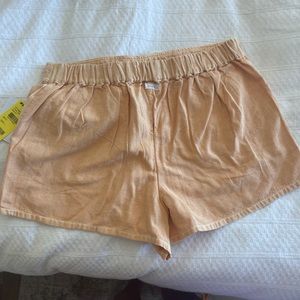 Peach girls O’Neill Shorts never been worn